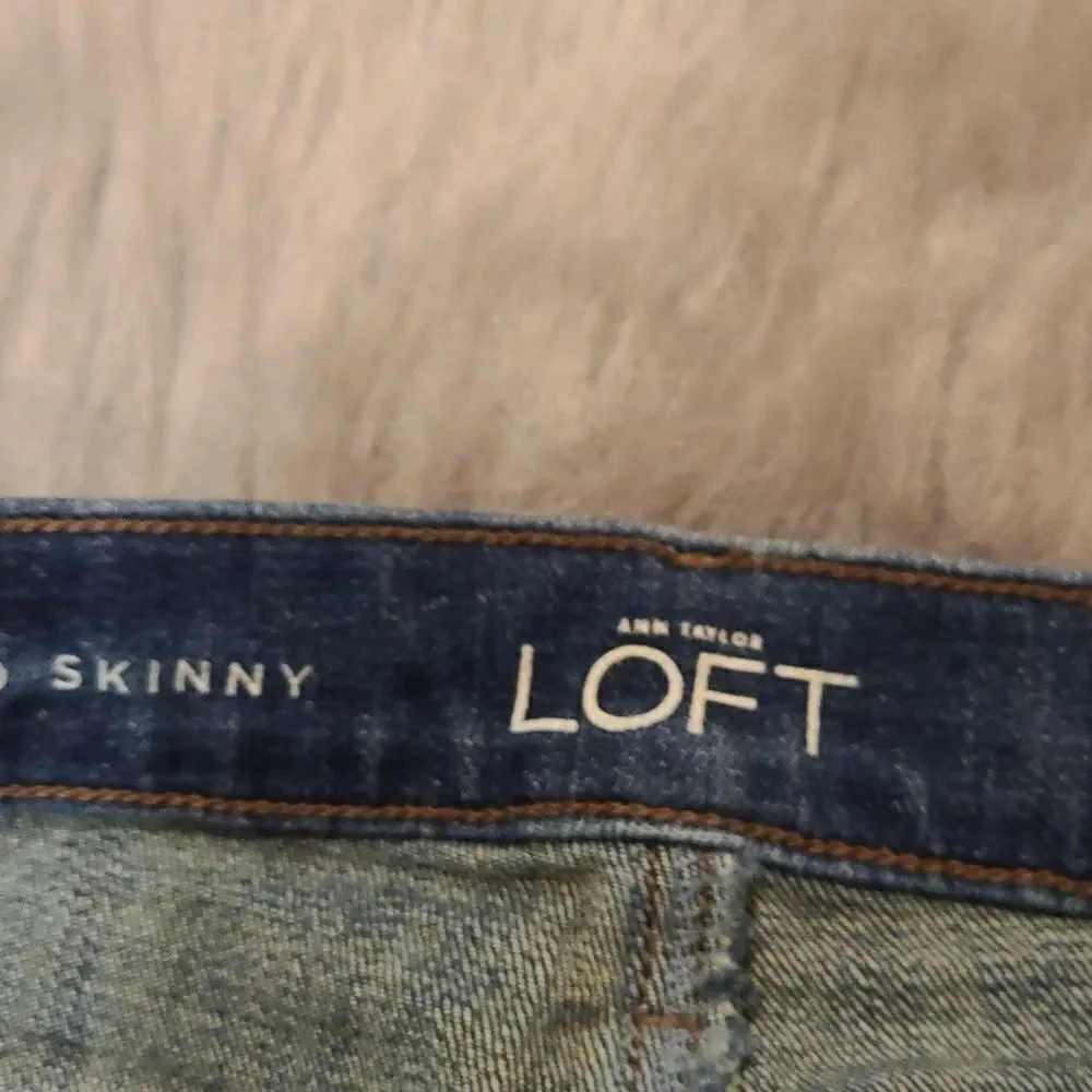 Loft Ann Taylor womens relaxed skinny cuffed ankle‎ jeans size 24